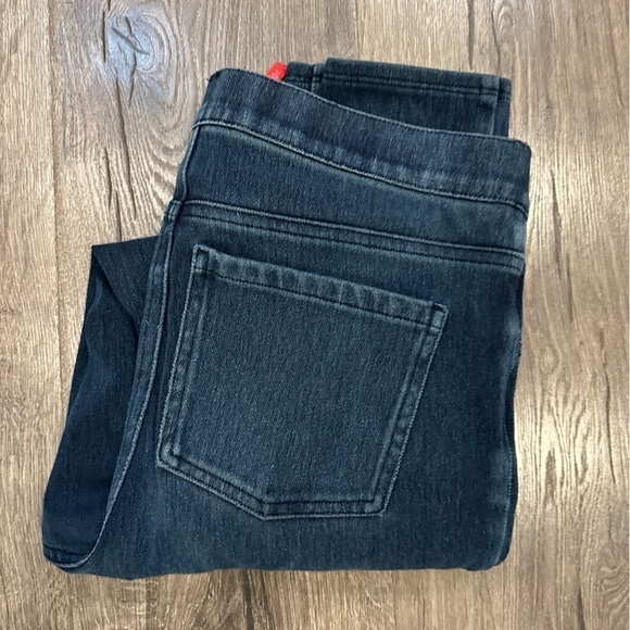 Spanx Jeans Womens M Pull On Skinny Stretch Jegging Dark Wash Blue Medium - Picture 7 of 11